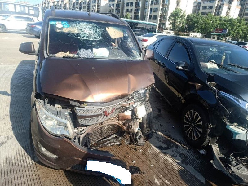 浙江省宁波市五菱lzw6441jy - 事故车交易_拍卖_出售-五菱lzw6441jy